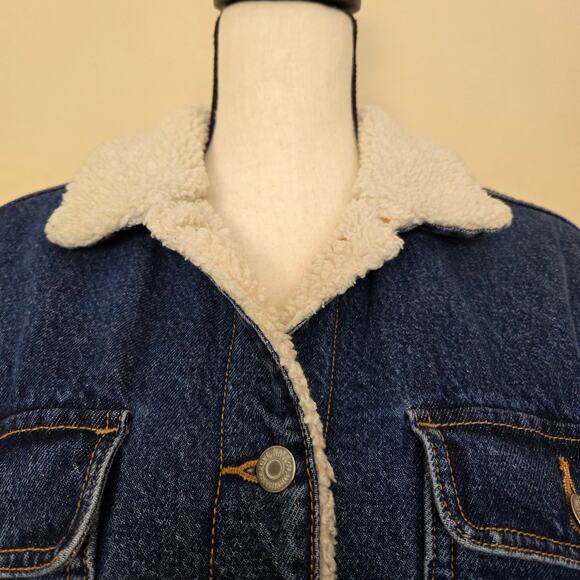Old Navy Women's L Denim Sherpa Lined Jean Jacket Button Up Pockets Blue - Picture 2 of 16